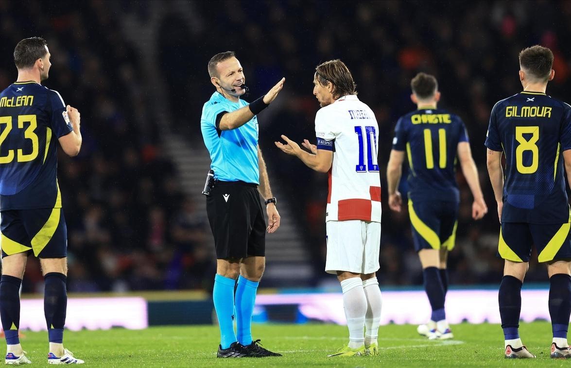 关于皇马轻取利物浦，莫德里奇梅开二度世界杯的信息